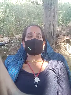 Snapshot of Mohni_Das chatting on 03.05.26 Mohni Das online show from 03.05.26