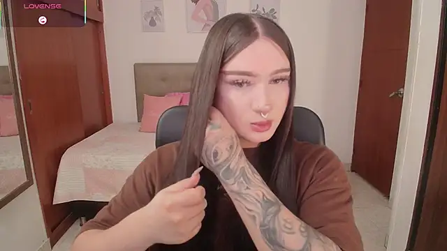 Miley Baker online show from 12.17.25