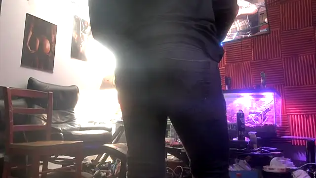 Snapshot of TheHellBilly chatting on 02.10.26 TheHellBilly online show from 02.10.26