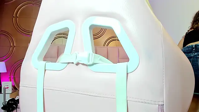 Snapshot of valeriaa19 chatting on 02.23.25 valeriaa19 online show from 02.23.25