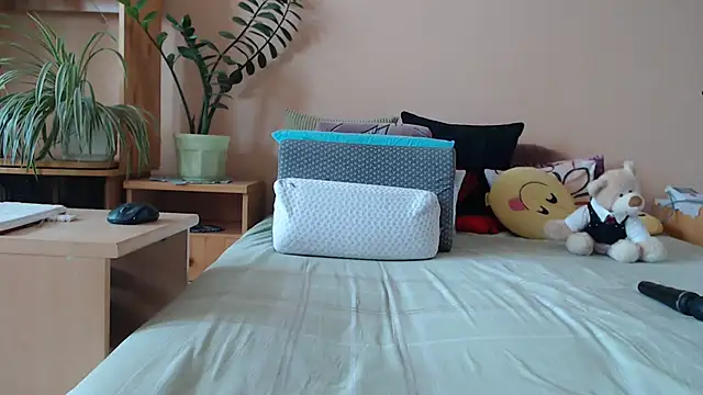 Snapshot of Margaret-milf chatting on 10.25.25 Margaret-milf online show from 10.25.25