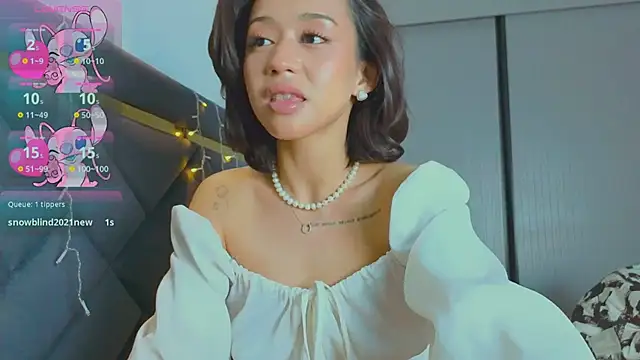 Mia Tin online show from 02.06.25