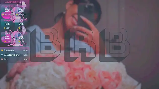 Mia Tin online show from 02.24.25