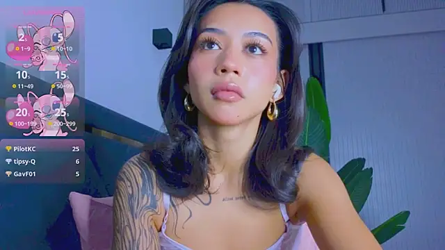 Mia Tin online show from 10.09.25