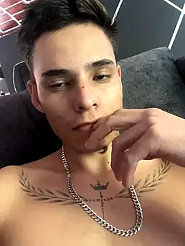 Snapshot of brianor89 chatting on 09.22.25 brianor89 online show from 09.22.25