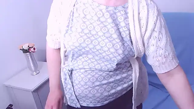 ChristaRose online show from 02.14.25