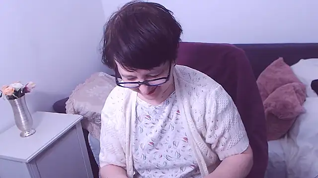 ChristaRose online show from 02.15.25