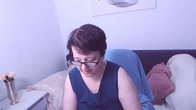 ChristaRose online show from 11.02.25