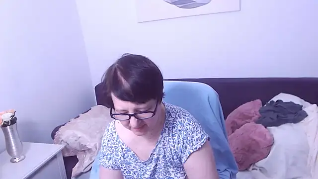 ChristaRose online show from 02.15.26