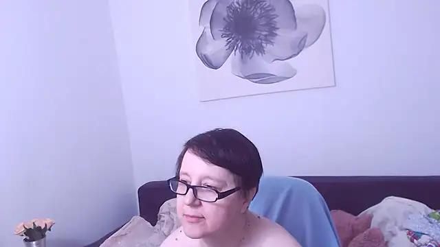 ChristaRose online show from 04.26.26