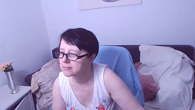 ChristaRose online show from 07.04.26