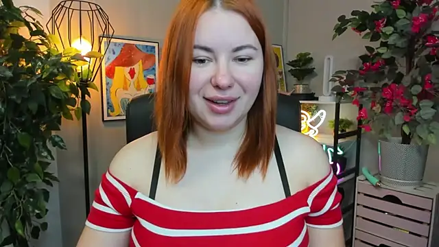 LAYLAxSTAR online show from 11.14.25