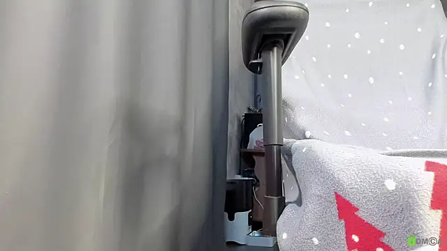 Courtney Luv online show from 09.26.25