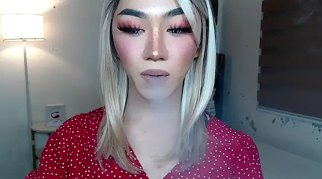 Snapshot of Local_Hoelyx chatting on 03.22.25 Local Hoelyx online show from 03.22.25