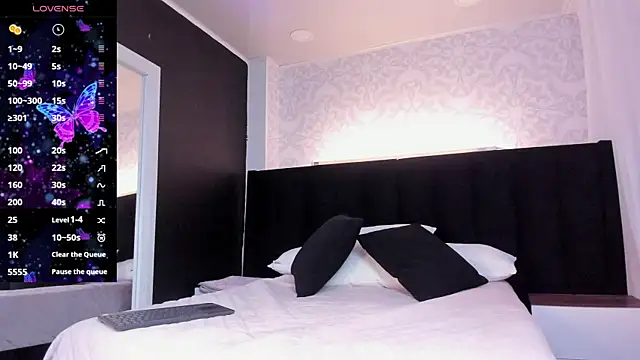 Snapshot of _liathompsom09 chatting on 01.18.25 liathompsom09 online show from 01.18.25