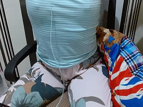 Snapshot of angel_pussie chatting on 09.14.25 angel pussie online show from 09.14.25