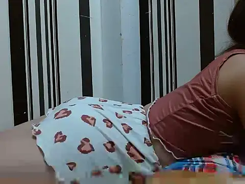 Snapshot of angel_pussie chatting on 10.09.25 angel pussie online show from 10.09.25