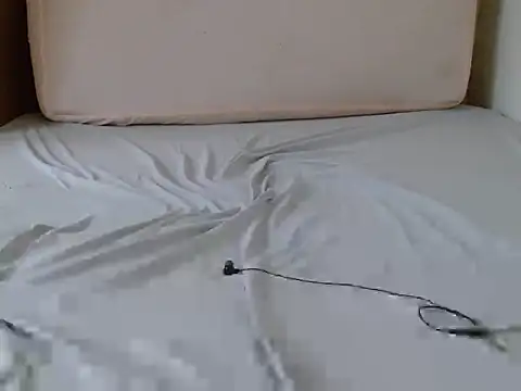 Snapshot of angel_pussie chatting on 11.02.25 angel pussie online show from 11.02.25