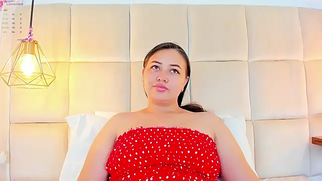 AnaisClark online show from 12.31.24