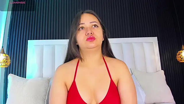 AnaisClark online show from 07.04.26