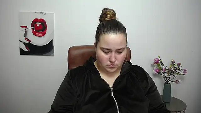 Snapshot of XX_Daniella_XX chatting on 10.15.25 XX Daniella XX online show from 10.15.25