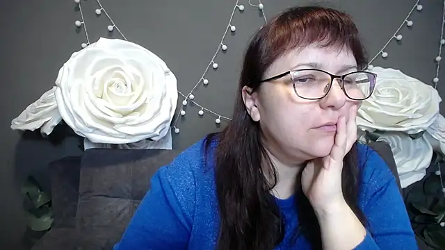 Snapshot of AliceInksSweetty chatting on 11.29.25 AliceInksSweetty online show from 11.29.25