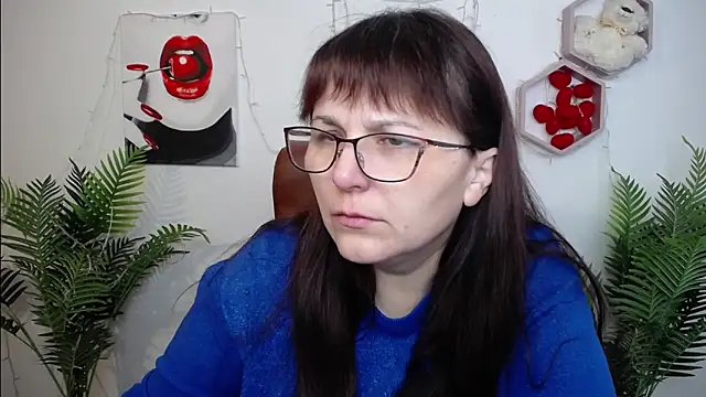 Snapshot of AliceInksSweetty chatting on 02.28.26 AliceInksSweetty online show from 02.28.26