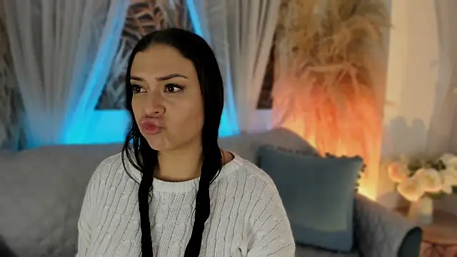 Nicolle W online show from 06.01.26