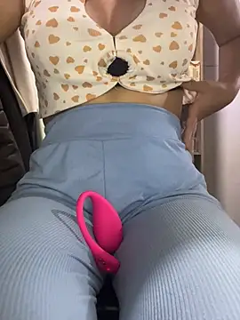 DulceMya6 online show from 01.04.25