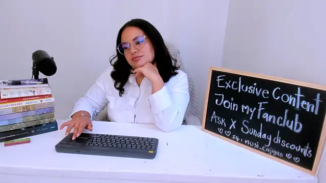 susy angel online show from 06.07.26