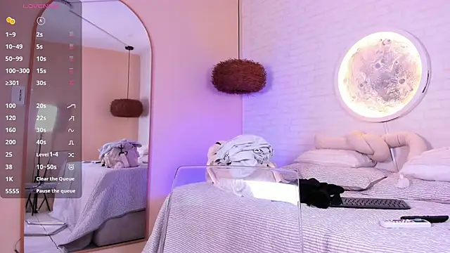 Snapshot of sophi_cooper29 chatting on 03.21.26 sophi cooper29 online show from 03.21.26