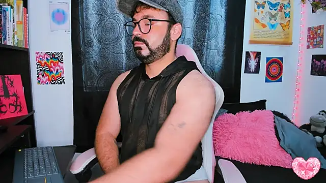 Snapshot of johnnyalx chatting on 03.13.25 johnnyalx online show from 03.13.25