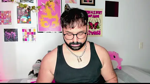 Snapshot of johnnyalx chatting on 09.24.25 johnnyalx online show from 09.24.25