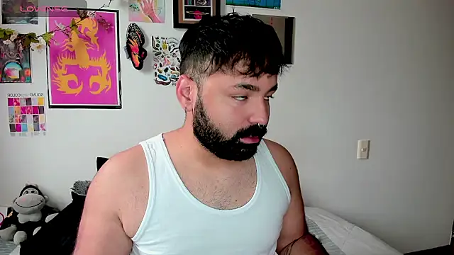 Snapshot of johnnyalx chatting on 09.27.25 johnnyalx online show from 09.27.25