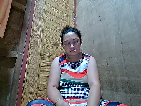 LalaiAsian online show from 11.29.25