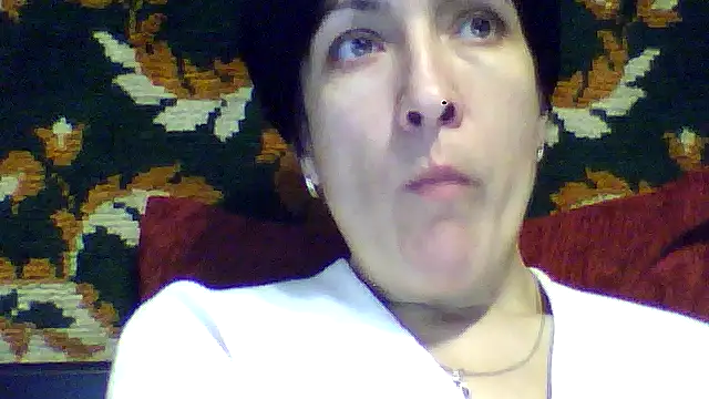 Snapshot of SunnyAmorre chatting on 11.10.25 SunnyAmorre online show from 11.10.25