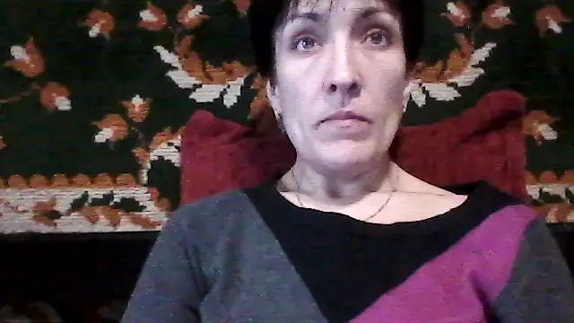 Snapshot of SunnyAmorre chatting on 11.13.25 SunnyAmorre online show from 11.13.25