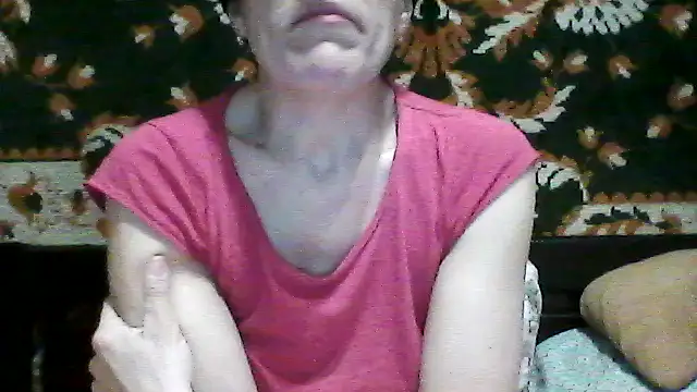 Snapshot of SunnyAmorre chatting on 12.03.25 SunnyAmorre online show from 12.03.25