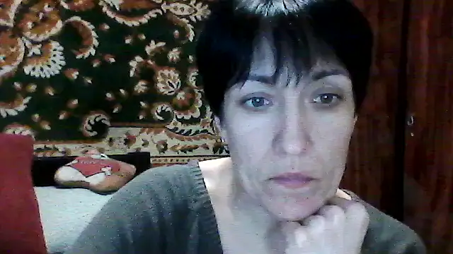 Snapshot of SunnyAmorre chatting on 12.05.25 SunnyAmorre online show from 12.05.25