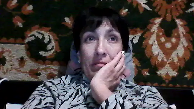 SunnyAmorre online show from 04.30.26