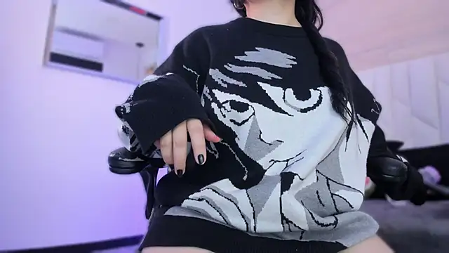 io chie  online show from 09.18.25