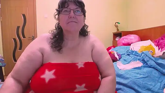 HugeTits online show from 12.03.25