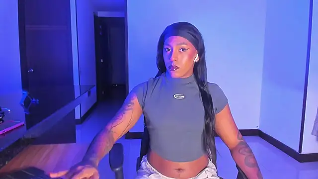 AmberRaus online show from 02.20.25