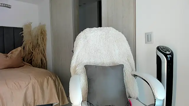 NatalieClark online show from 02.21.25