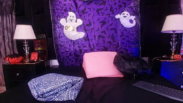 shelsyloreds online show from 10.12.25