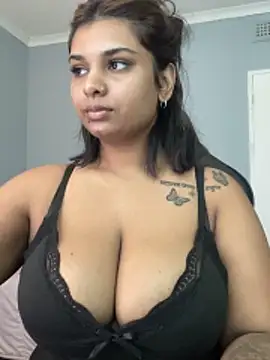 layla amin online show from 07.01.26
