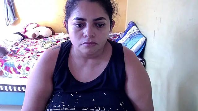 Snapshot of yulieth_bbw chatting on 11.22.25 yulieth bbw online show from 11.22.25