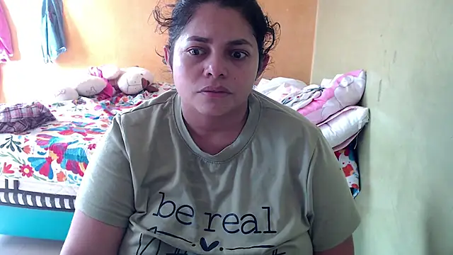 Snapshot of yulieth_bbw chatting on 11.29.25 yulieth bbw online show from 11.29.25