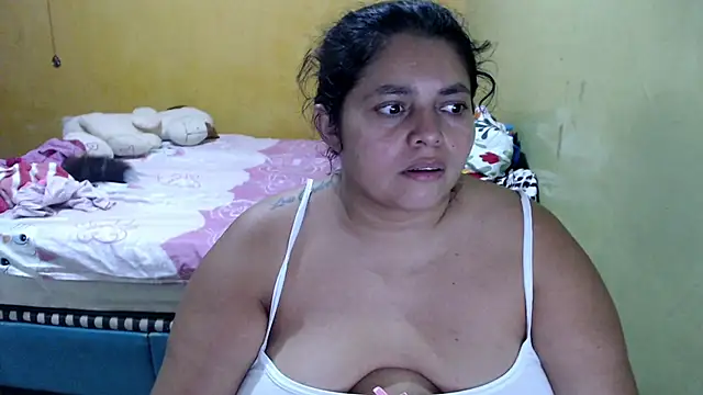 Snapshot of yulieth_bbw chatting on 07.16.26 yulieth bbw online show from 07.16.26