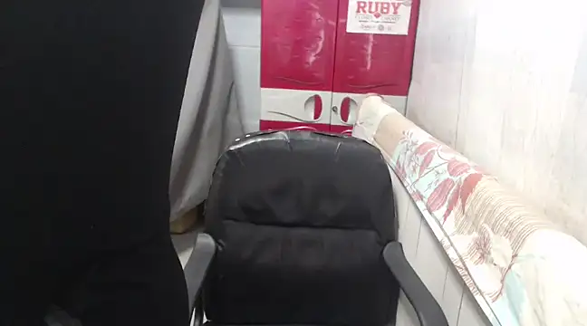 Snapshot of AsianNastyHOTCUM chatting on 02.11.25 AsianNastyHOTCUM online show from 02.11.25